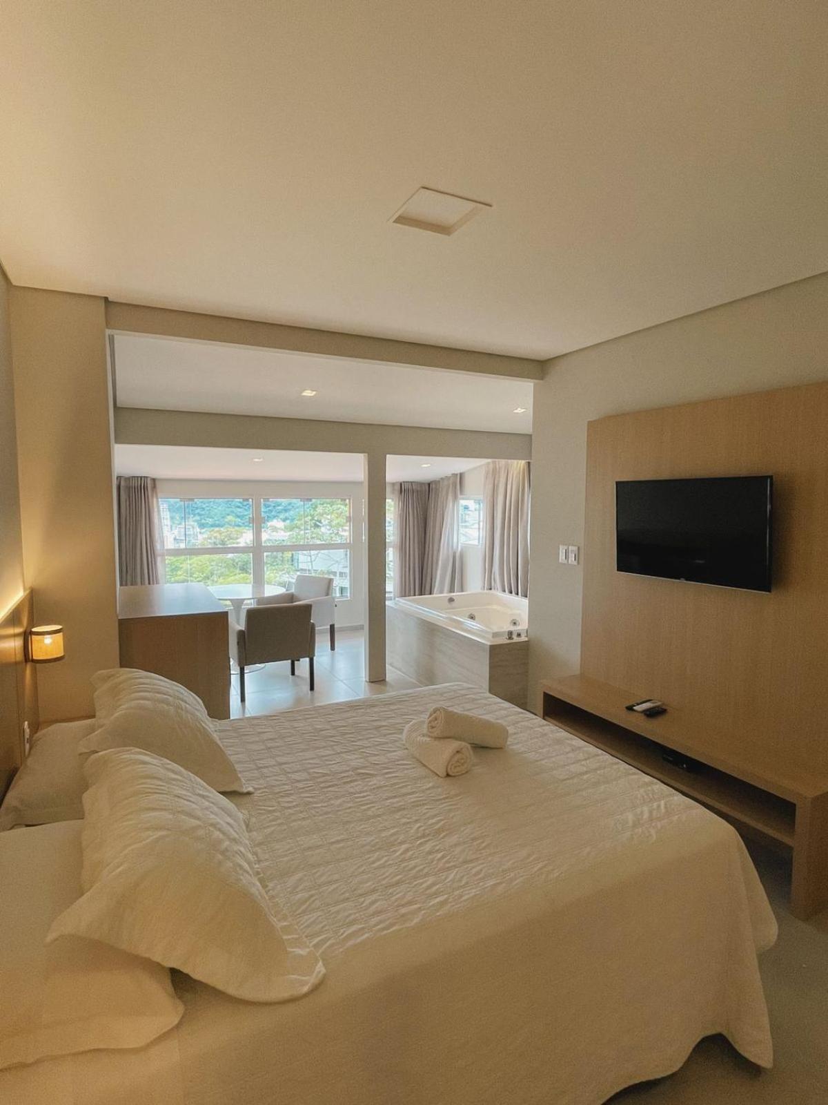 Hotel Pousada 7 Mares Itapema Buitenkant foto