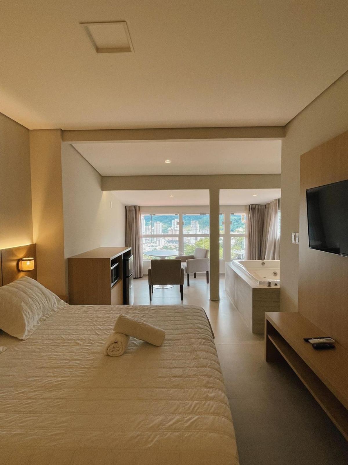 Hotel Pousada 7 Mares Itapema Buitenkant foto
